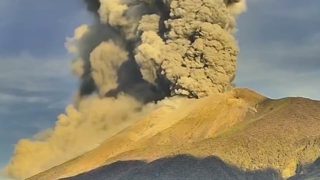 Moderately explosive eruption at Kanlaon volcano on April 8, 2025