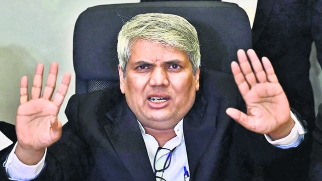 Mumbai, India - April 1, 2025:Disha Salian lawyer Nilesh Ojha addressing to media in Mumbai, India, on Tuesday, April 1, 2025. (Photo by Anshuman Poyrekar/ Hindustan Times) (Hindustan Times)