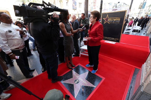 Tennis icon Billie Jean King speaks with the media on the day of her star unveiling ceremony on the Hollywood Walk of Fame in Los Angeles, California, U.S., April 7, 2025. REUTERS/Mario Anzuoni