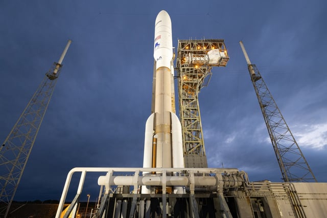 A United Launch Alliance Atlas V rocket awaits launch on the Kupier 1 mission for Amazon at Cape Canaveral Space Force Station&#39;s Space Launch Complex 41. (Courtesy/ULA)