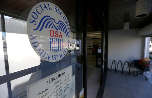 The entrance and logo of a Social Security Office in Pasadena, California U.S., March 14, 2017.   REUTERS/Mario Anzuoni/File Photo