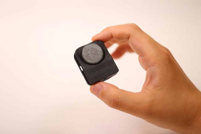 First wearable device to gauge health by sensing gases coming from, going into skin. (CREDIT: John A. Rogers/Northwestern University)