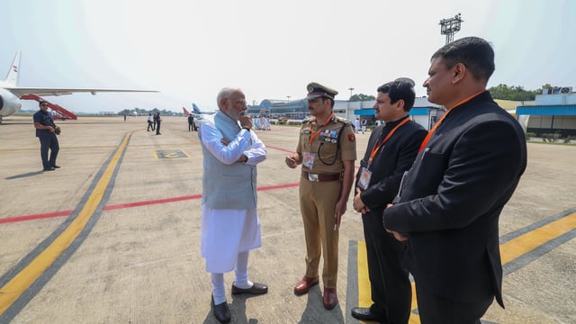 Prime Minister Narendra Modi being briefed about the recent gangrape in Varanasi from the city's police commissioner, divisional commissioner and district magistrate.