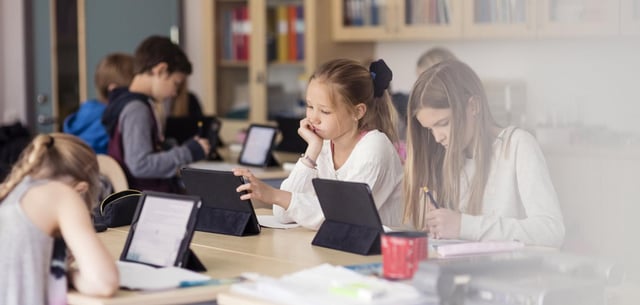 Schülerinnen einer amerikanischen Schule (Symbolbild)