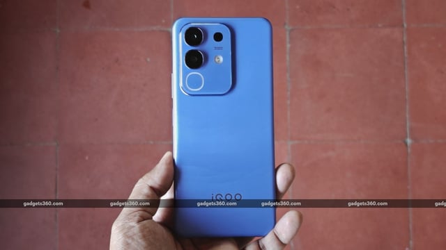 iQOO Z10x is priced from Rs. 13,499 in India