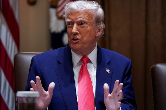 Guerre commerciale: les États-Unis exemptent les smartphones et ordinateurs des surtaxes de Trump