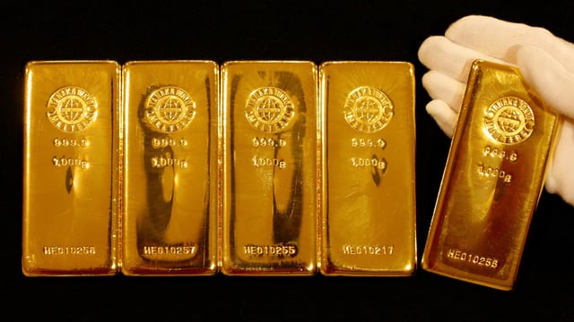 This is because non-yielding gold has traditionally been viewed as a hedge against economic uncertainty and inflation.