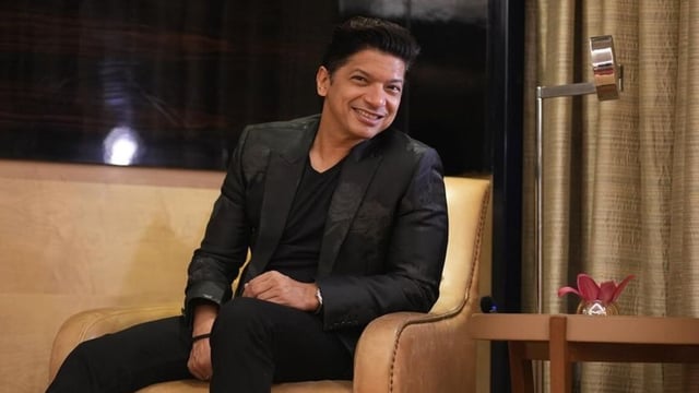 Bollywood singer Shantanu Mukherjee, popularly known as Shaan, and his wife Radhika Mukherjee, have bought a luxury bungalow in Pune, for ₹10 crore. 