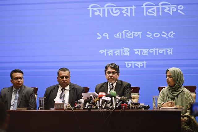 Bangladesh Foreign Secretary Md. Jashim Uddin, second right, speaks at a press conference following his bilateral meeting with Pakistan Foreign Secretary Amna Baloch in Dhaka, Bangladesh, Thursday, April 17, 2025. (AP Photo/Mahmud Hossain Opu)
