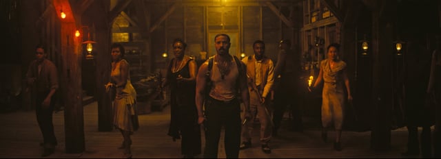 (L-R) JAYME LAWSON as Pearline, WUNMI MOSAKU as Annie, MICHAEL B. JORDAN as Smoke, MILES CATON as Sammie Moore, and LI JUN LI as Grace Chow, in Warner Bros. Pictures’ “SINNERS,” a Warner Bros. Pictures release.