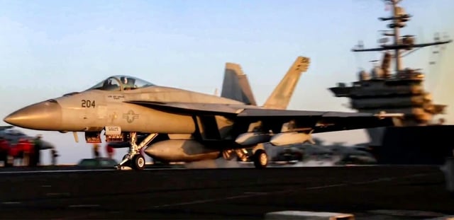 AFP - F-18