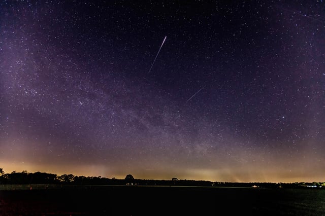 A meteor of the Lyrids in the sky is seen on April 22, 2020 in Schermbeck, Germany.