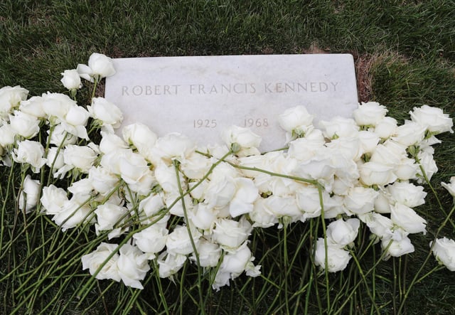Roses adorn the headstone on the grave of Robert F. Kennedy on the 50th anniversary of his assassination at Arlington National Cemetery, in Arlington, VA, U.S., June 6, 2018. REUTERS/ Leah Millis/File Photo