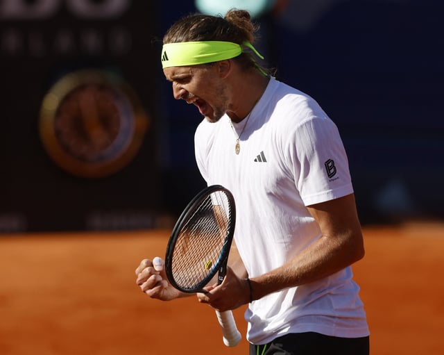 Tennis - ATP 500 - Munich Open - MTTC Iphitos, Munich, Germany - April 19, 2025 Germany's Alexander Zverev reacts during his semi final match against Hungary's Fabian Marozsan REUTERS/Michaela Stache