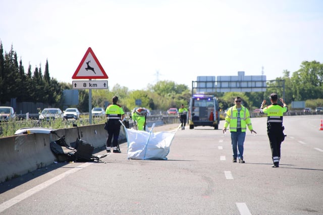 Un muerto y 7 heridos en un accidente múltiple en la l'AP-7 en Vilablareix