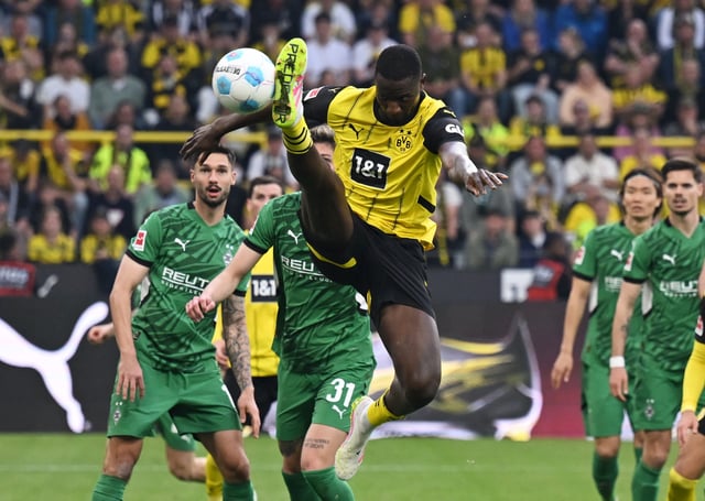 Soccer Football - Bundesliga - Borussia Dortmund v Borussia Moenchengladbach - Signal Iduna Park, Dortmund, Germany - April 20, 2025 Borussia Dortmund's Serhou Guirassy in action REUTERS/Teresa. Kroeger
