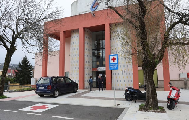 Exterior del centro de salud de Lavadores, en Vigo.