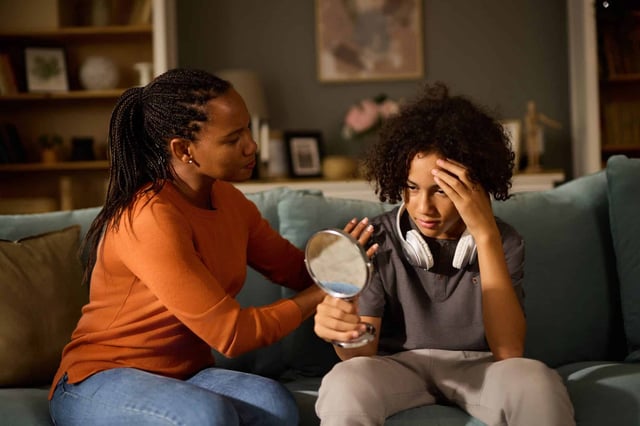 Is there a right time to talk about puberty? (StockPhotoDirectors/Shutterstock)