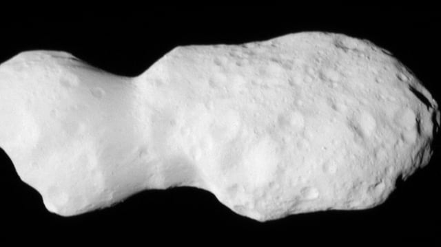 The asteroid Donaldjohanson as seen by the Lucy Long-Range Reconnaissance Imager (L’LORRI) on NASA’s Lucy spacecraft during its flyby.