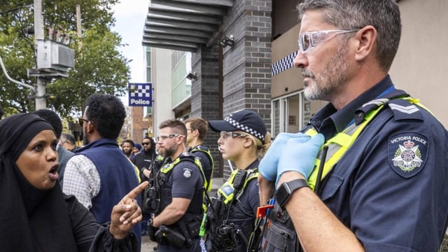 MELBOURNE, AUSTRALIA- NewsWire Photos- APRIL 22, 2025. Footscray Protest after police shot dead 35-year-old Abdifatah Ahmed. Protesters march to Footscray Police Station. Jake Nowakowski / NewsWire