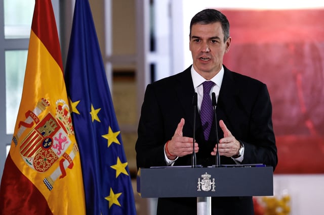 Spanish Prime Minister Pedro Sanchez speaks at a press conference at the Spanish Embassy in Beijing, China April 11, 2025. REUTERS/Tingshu Wang
