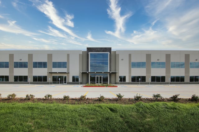 The Empower Pharmacy facility maximizes the use of automation, utilizes equipment to generate purified water, clean steam and clean compressed air, and includes a large warehouse capable of storing at least nine months of raw pharmaceutical ingredients to minimize supply chain deficiencies that could interfere with patient care.