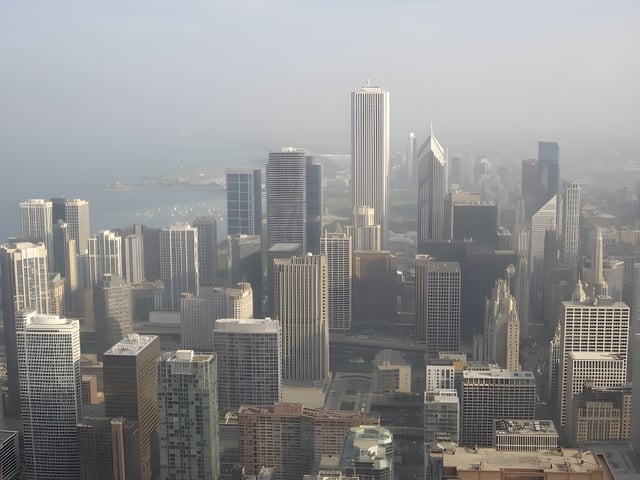 The skyline in Chicago, Illinois, in late January 2025. Chicago-Naperville, IL-IN-WI, ranked 15 on the worst cities with ozone pollution, according to a new report from the American Lung Association.