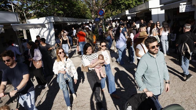 La 60 edición de la cita cultural prevé superar el medio millón de visitantes de 2024 en un encuentro que ya ha batido récord de expositores. Días de esplendor para las letras que ayudarán a cerrar la herida que la dana causó en el sector.