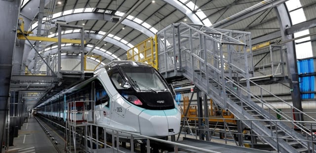 La première rame "Oxygène", destinée à remplacer les Intercités Corail, présentée le 24 avril 2025 à Villeneuve Saint-Georges, près de Paris