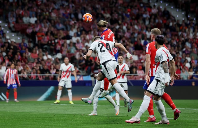Soccer Football - LaLiga - Atletico Madrid v Rayo Vallecano - Metropolitano, Madrid, Spain - April 24, 2025 Atletico Madrid's Conor Gallagher scores their second goal REUTERS/Isabel Infantes