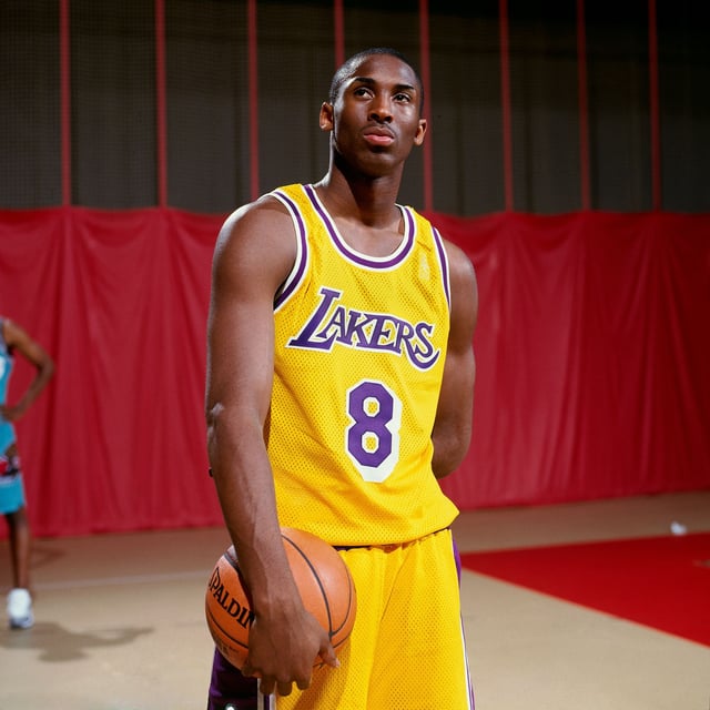 The jersey worn by Kobe Bryant during his rookie Los Angeles Lakers season in 1996-97 sold for a record price at auction.