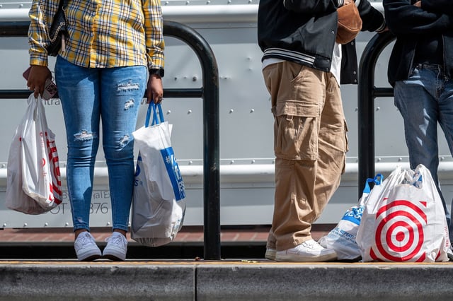 Shoppers in San Francisco on April 15. The US consumer is clearly feeling uneasy in the current economic environment, but it’s unclear how that will translate into spending.