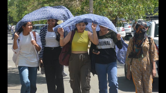 On Friday, the maximum temperature in Chandigarh rose from Thursday’s 39.5°C to 40.5°C, a searing 4.6 degrees above normal and the highest for an April day in three years. (Sant Arora/HT)