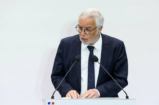 Le ministre de l'Aménagement du territoire, François Rebsamen, le 15 avril à Paris. 