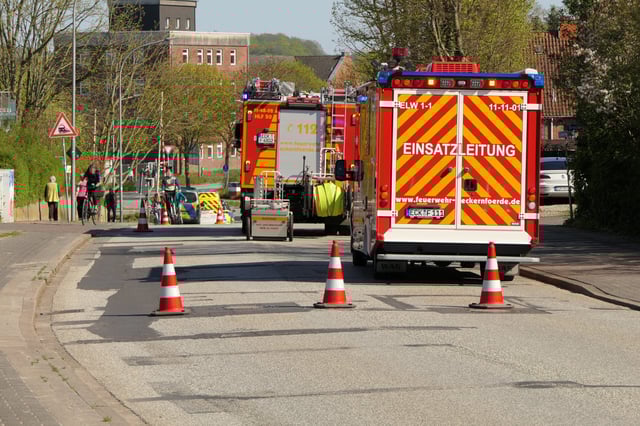 Rettungskräfte am Unfallort in Eckernförde.