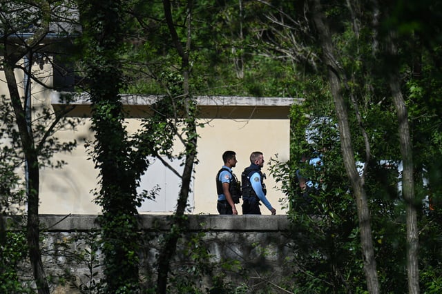 Meurtre dans une mosquée: le suspect s’est rendu dans un commissariat en Italie