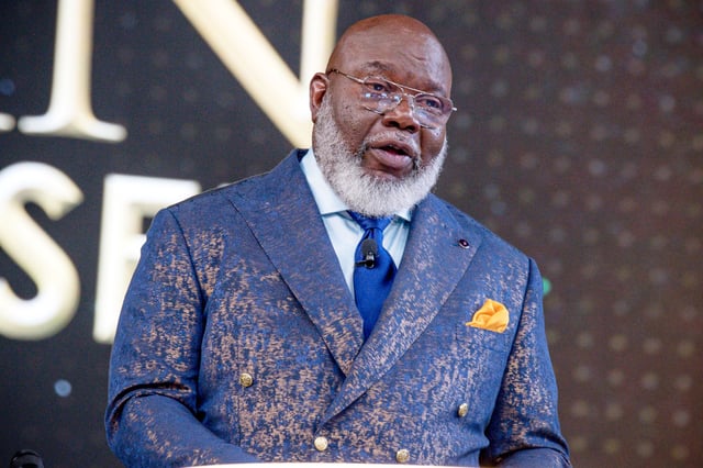 Bishop T.D. Jakes onstage in Atlanta, on Sept. 22, 2022.