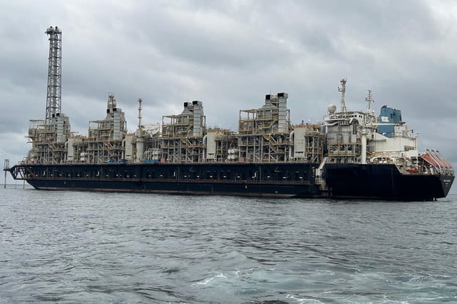 El año pasado, Pan American Energy y la noruega Golar LNG firmaron un acuerdo por 20 años para la instalación en la Argentina del buque Hilli Episeyo