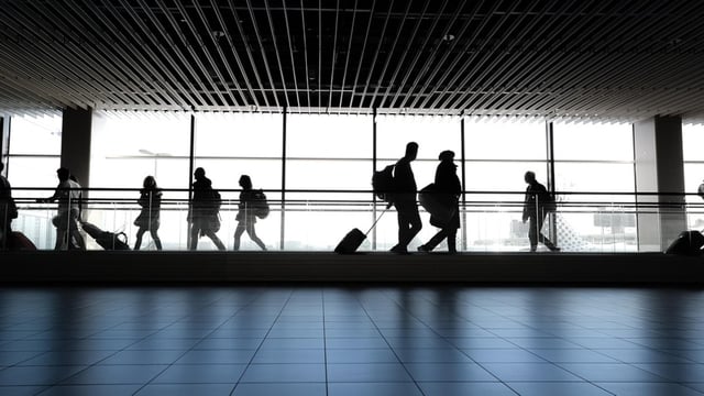 An equipment outage has caused major delays and ground stops at Newark Liberty and Teterboro airports.