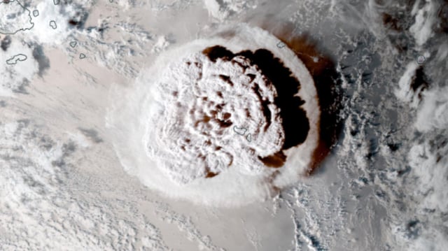 mage captured on Jan 15, 2022, by the ABI instrument aboard the GOES-West satellite.