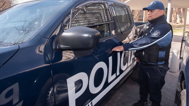 Se equipó a la Policía y al Ministerio de Seguridad con 50 camionetas.
