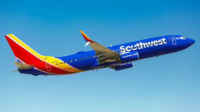 Southwest dijo que otro avión estaba programado para completar el vuelo a San Diego.