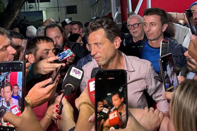 Moretti, el día que fue elegido; el presidente debería dejar su cargo o ser expulsado para permitir un cambio en la cúspide del Ciclón