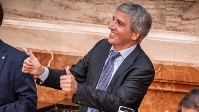 Aseguran que pronto el Gobierno oficializará la baja de más de 4.000 productos industriales.