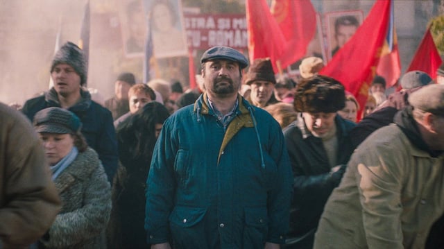 Dans son premier film, le débutant roumain Bogdan Muresanu effectue un vertigineux flash-back direction 1989, année de la chute du régime liberticide de Ceausescu.