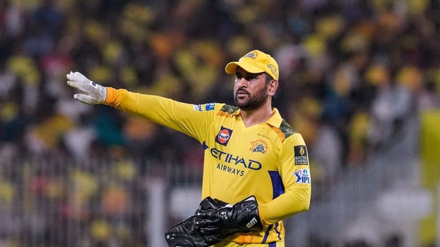 MS Dhoni hints at IPL retirement? CSK captain stuns Danny Morrison with response