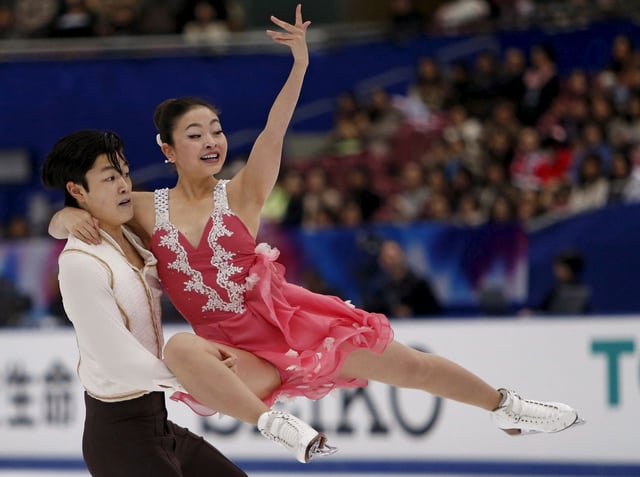 Maia Shibutani and Alex Shibutani of the U.S. perform during the ice dance short dance program at the ISU Grand Prix of Figure Skating in Nagano, Japan, November 28, 2015. REUTERS/Yuya Shino