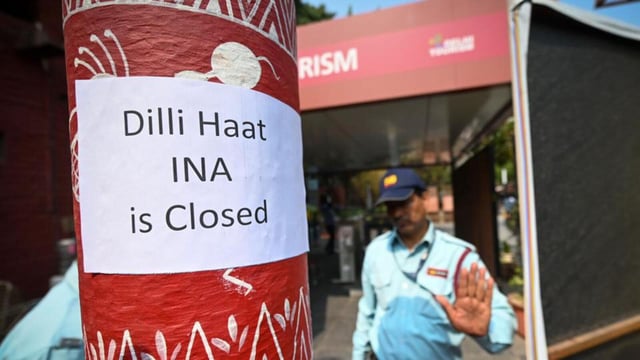 Dilli Haat was shut following the fire. (Sanchit Khanna/HT Photo)