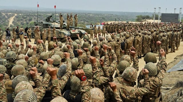 Asim Munir, the Pakistani army chief, visited soldiers during training exercises on Thursday. They chanted “long live Pakistan”