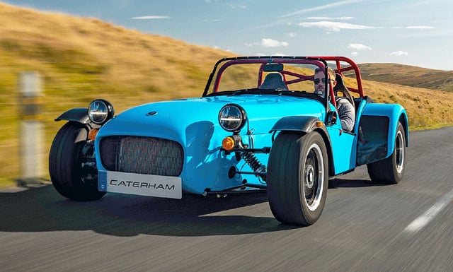 Wohl am exotischsten in unserer Übersicht: der Caterham mit Fünfgang-Getriebe. Sowohl der abgebildete Seven 340 als auch der Super Seven 2000 werden von einem 2,0-l-Ford-Motor mit 168 PS (124 kW)